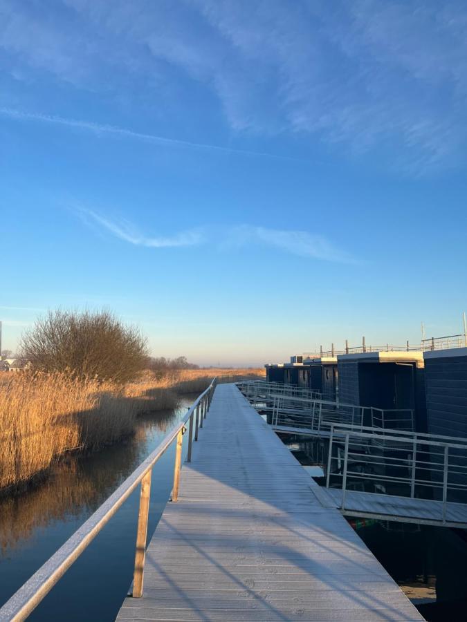 Hausboot Der Frieslaender Im Wangermeer Schillig Bagian luar foto